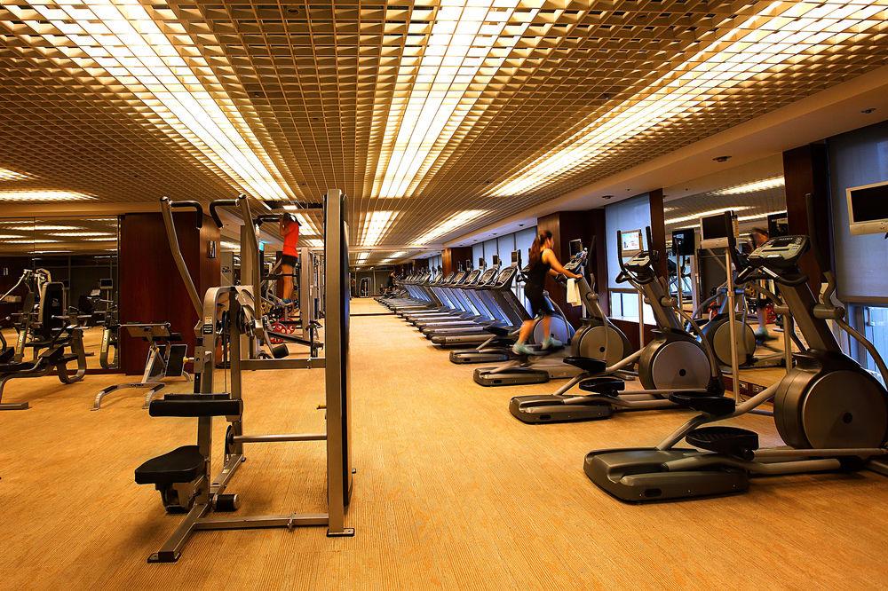 Windsor Hotel Taichung Luaran gambar A gym in a hotel