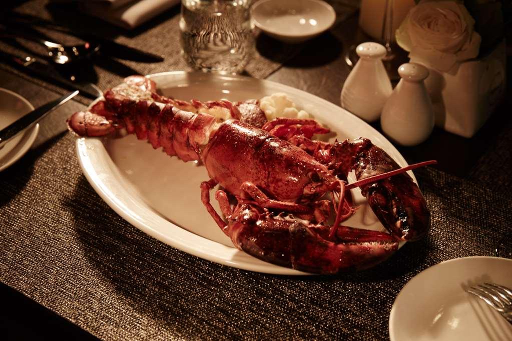 Windsor Hotel Taichung Restoran gambar A grilled cuttlefish
