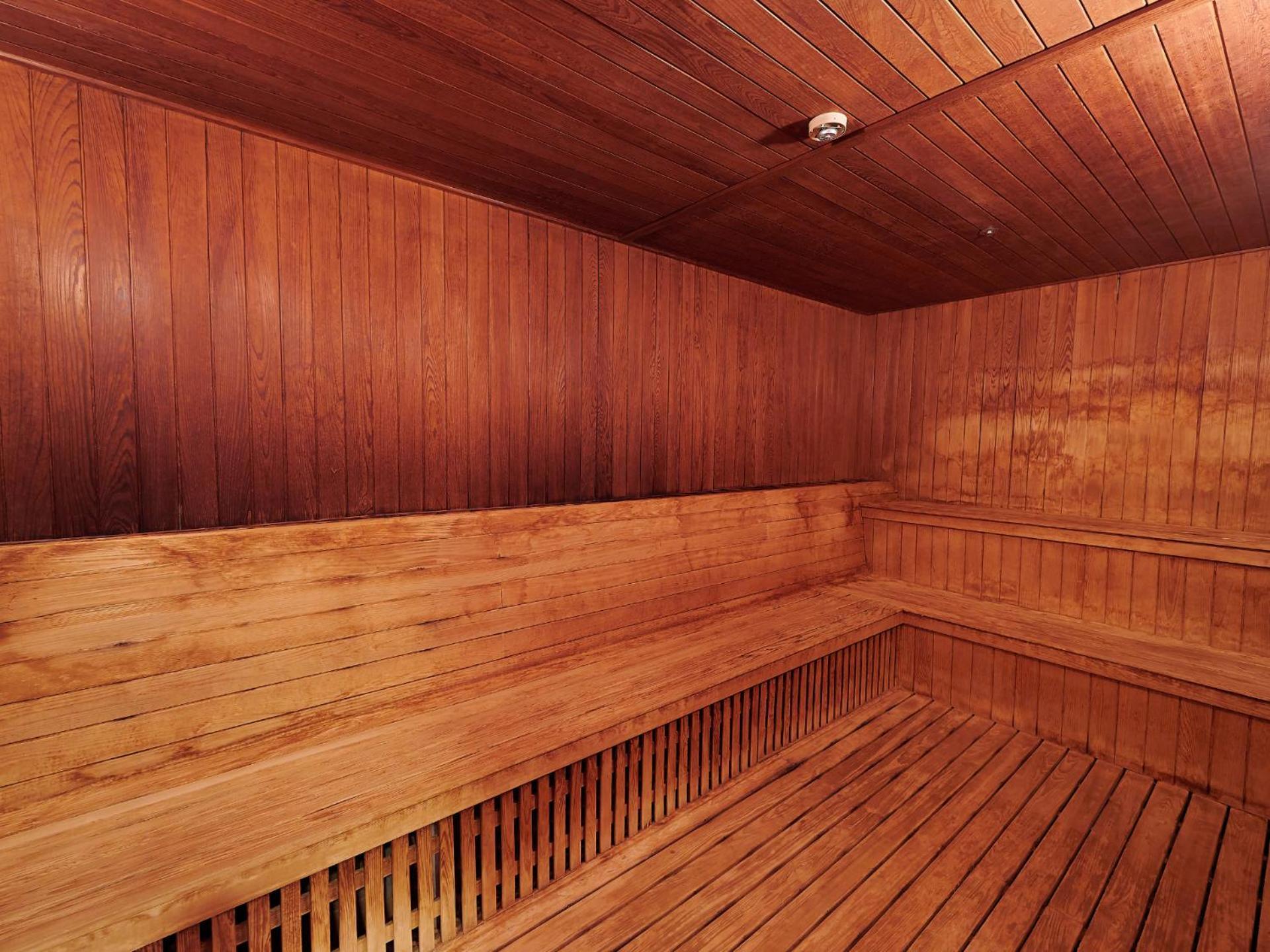 Windsor Hotel Taichung Luaran gambar A modern Finnish sauna